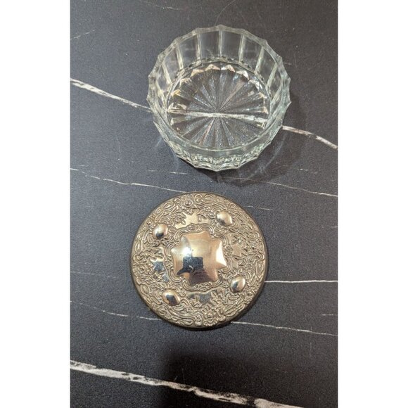 Vintage Glass Powder Jar With Ornate Silver-Tone Lid 3.5" Diameter Preowned - Picture 7 of 9